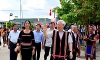 Bài 1: Từ Nhân dân mà ra, vì Nhân dân mà phục vụ