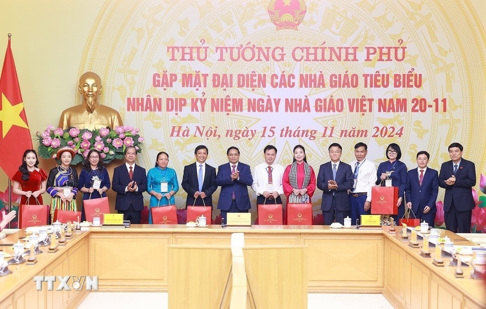 ttxvn-thu-tuong-gap-nha-giao-tieu-bieu-2-6831.jpg