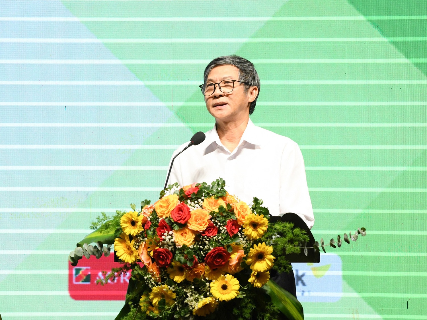 Tổng Thư ký Hiệp hội Chế biến và Xuất khẩu thuỷ sản Việt Nam Trương Đình Hoè phát biểu. Ảnh: Lâm Hiển