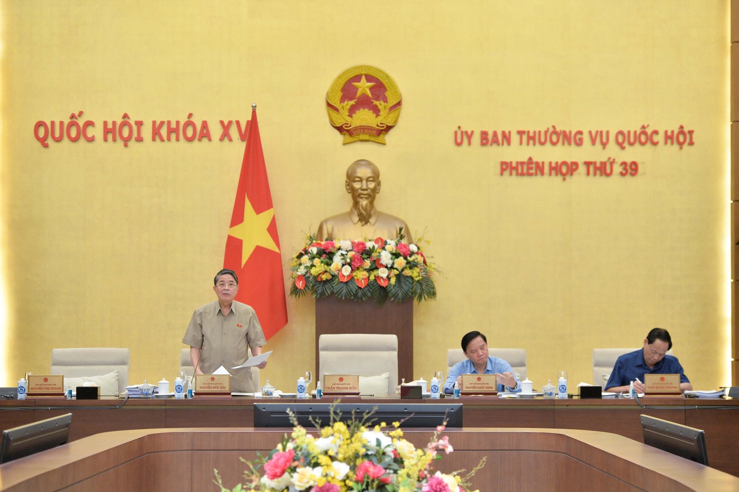 Phó Chủ tịch Quốc hội Nguyễn Đức Hải phát biểu. Ảnh: Hồ Long