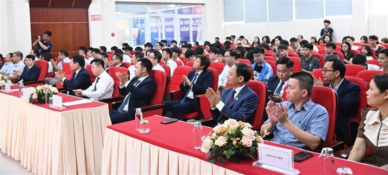 Quang cảnh Hội nghị