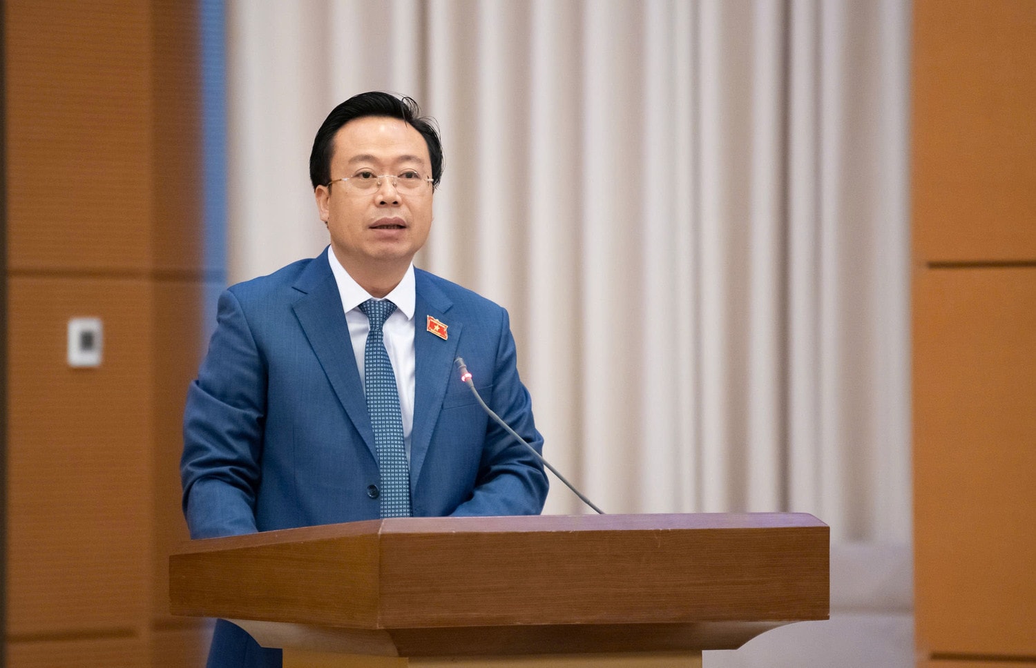 Phó Trưởng Ban Công tác đại biểu Nguyễn Đại Thắng phát biểu nhận nhiệm vụ