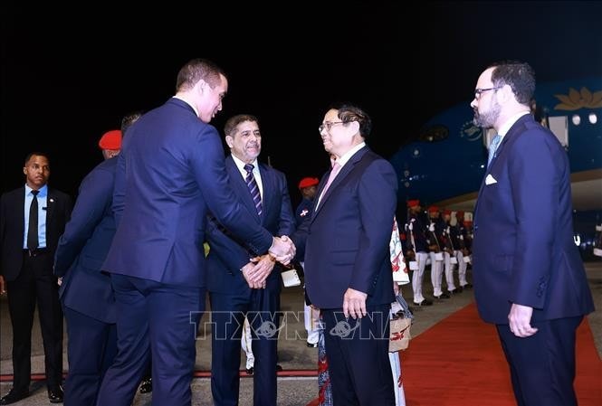 Lễ đón Thủ tướng Phạm Minh Chính và Phu nhân tại sân bay Las Américas, Santo Domingo bắt đầu chuyến thăm chính thức Cộng hòa Dominicana. Ảnh: Dương Giang/TTXVN