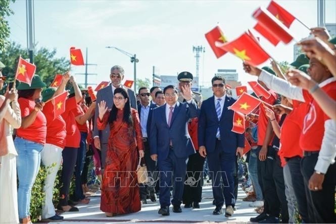Thủ tướng Phạm Minh Chính và Phu nhân đến dự Lễ khánh thành tôn tạo Tượng đài Chủ tịch Hồ Chí Minh tại thủ đô Santo Domingo. Ảnh: Dương Giang/TTXVN