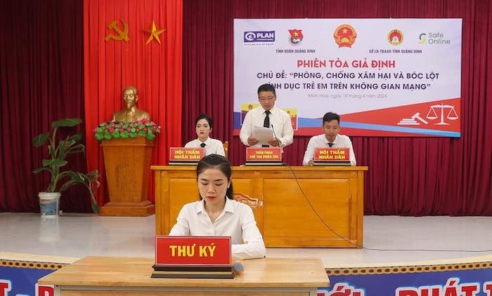 phien-toa-gia-dinh.jpg