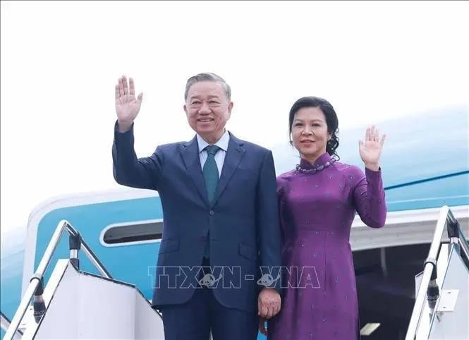 Party General Secretary To Lam and his spouse leave Kuala Lumpur for Hanoi, concluding their three-day official visit to Malaysia. (Photo: VNA) img-3245.jpg