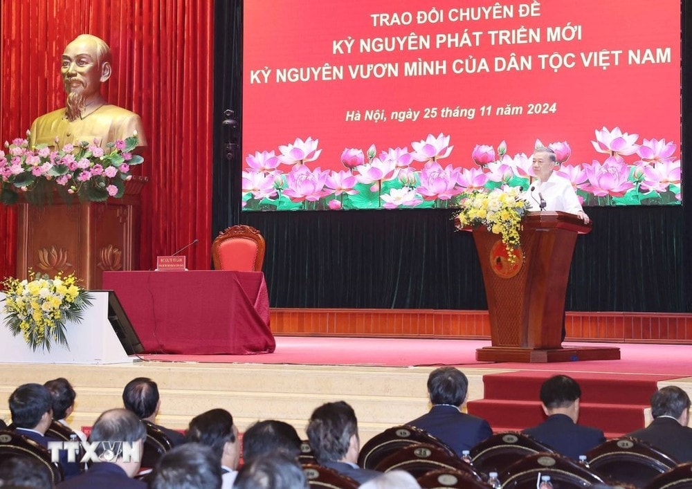 Tổng Bí thư Tô Lâm trao đổi chuyên đề “Kỷ nguyên phát triển mới - Kỷ nguyên vươn mình của dân tộc Việt Nam.” Ảnh: Thống Nhất/TTXVN