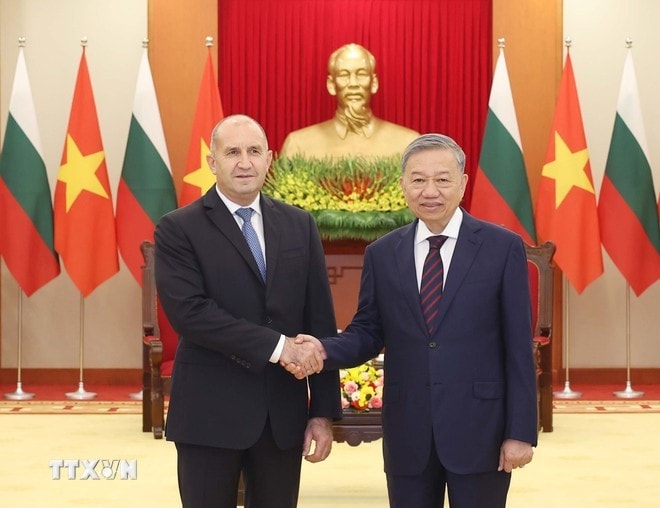 Tổng Bí thư Tô Lâm tiếp Tổng thống Bulgaria Rumen Radev. Ảnh: Thống Nhất/TTXVN