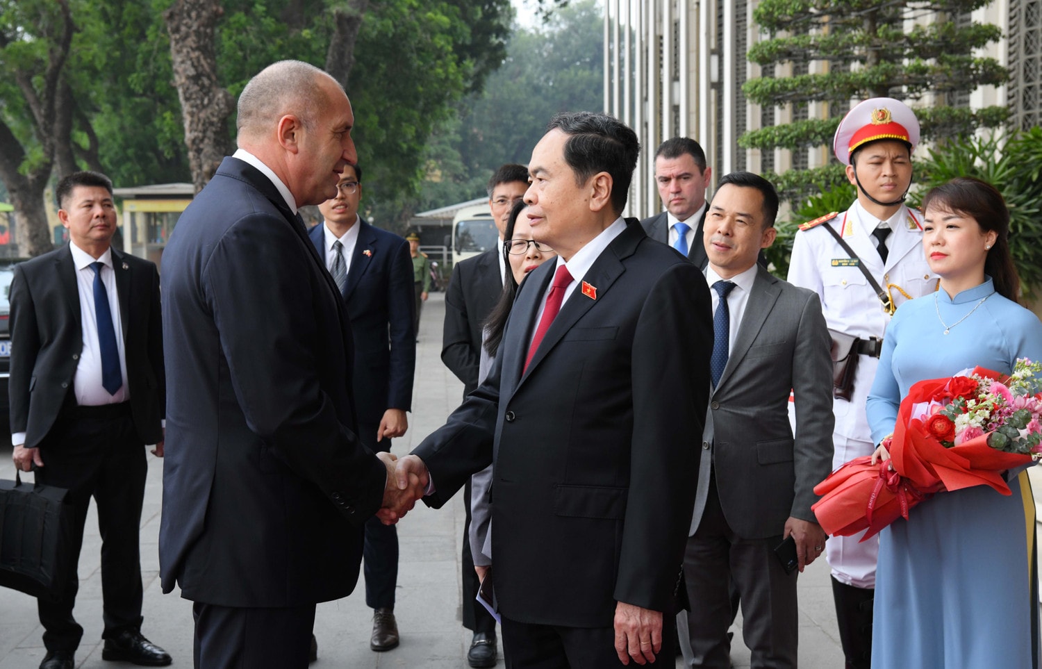 ctqh-don-tong-thong-cong-hoa-bulgaria-rumen-radev1.jpg