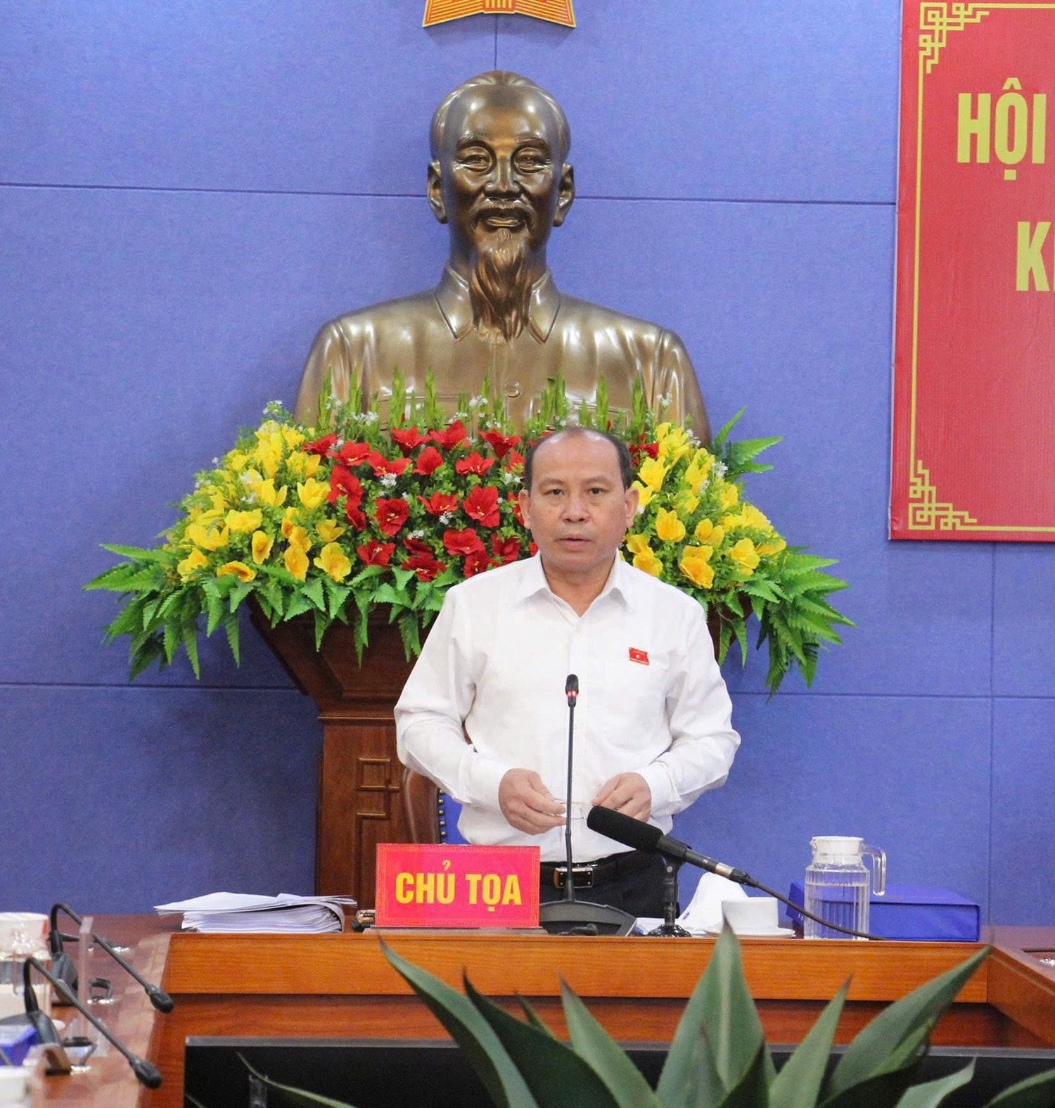 Phó Bí thư Thường trực Tỉnh ủy, Chủ tịch HĐND tỉnh Bùi Đức Hinh