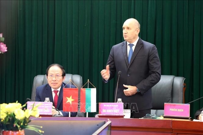 Tổng thống Cộng hòa Bulgaria Rumen Radev phát biểu tại buổi làm việc với lãnh đạo chủ chốt thành phố Hải Phòng. Ảnh: Hoàng Ngọc/TTXVN