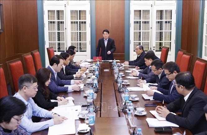 vna-potal-chu-tich-nuoc-lam-viec-voi-co-quan-thuong-truc-cua-ban-chi-dao-cai-cach-tu-phap-trung-uong-stand.jpg