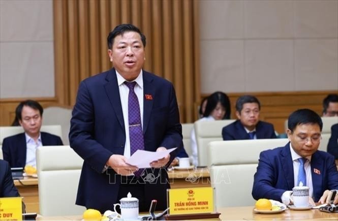 Bộ trưởng Bộ Giao thông Vận tải Trần Hồng Minh phát biểu nhận nhiệm vụ. Ảnh: Dương Giang/TTXVN