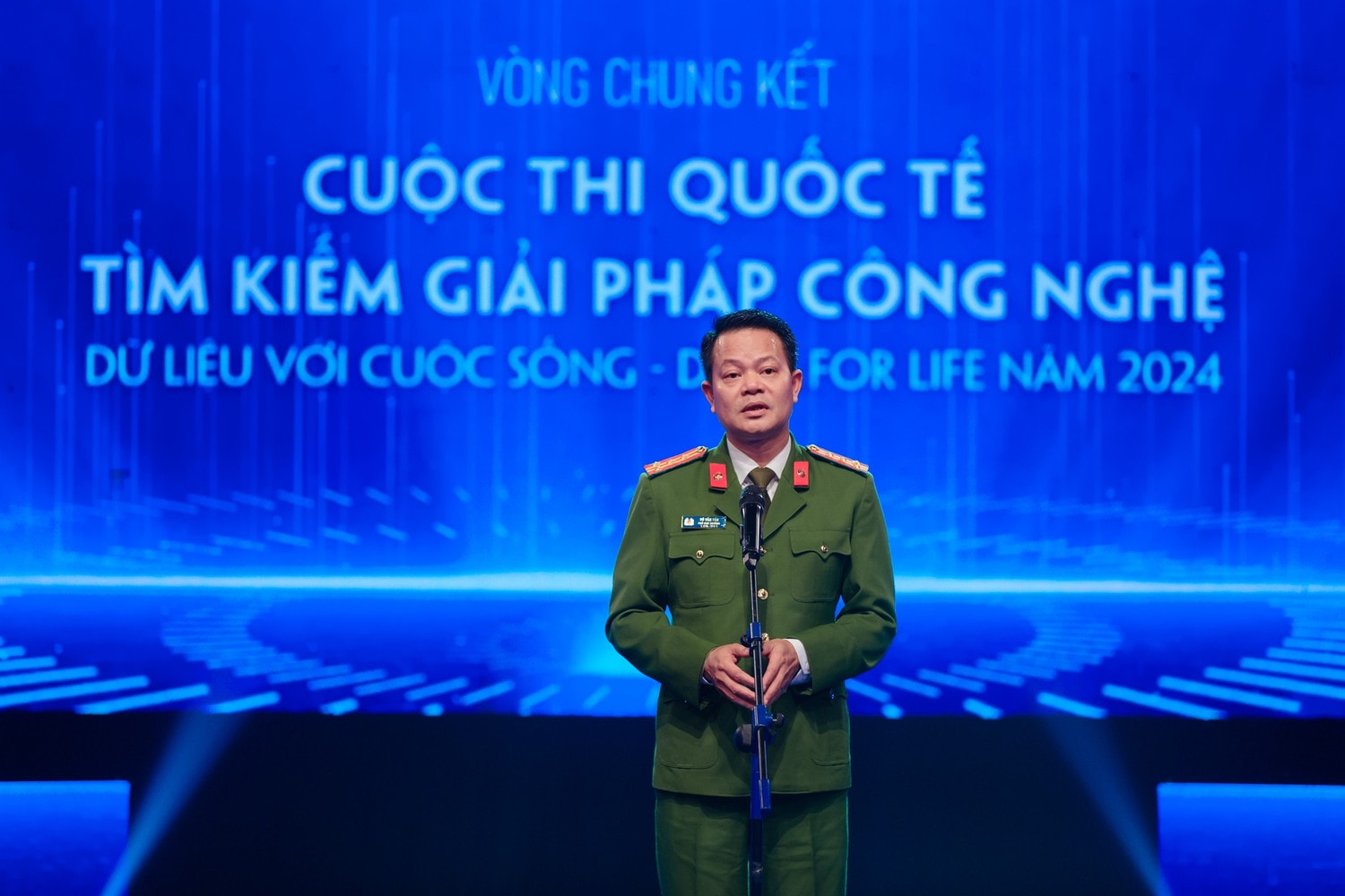 anh-tan-1.jpg