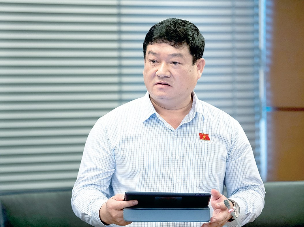 ĐBQH Lương Văn Hùng (Quảng Ngãi)
