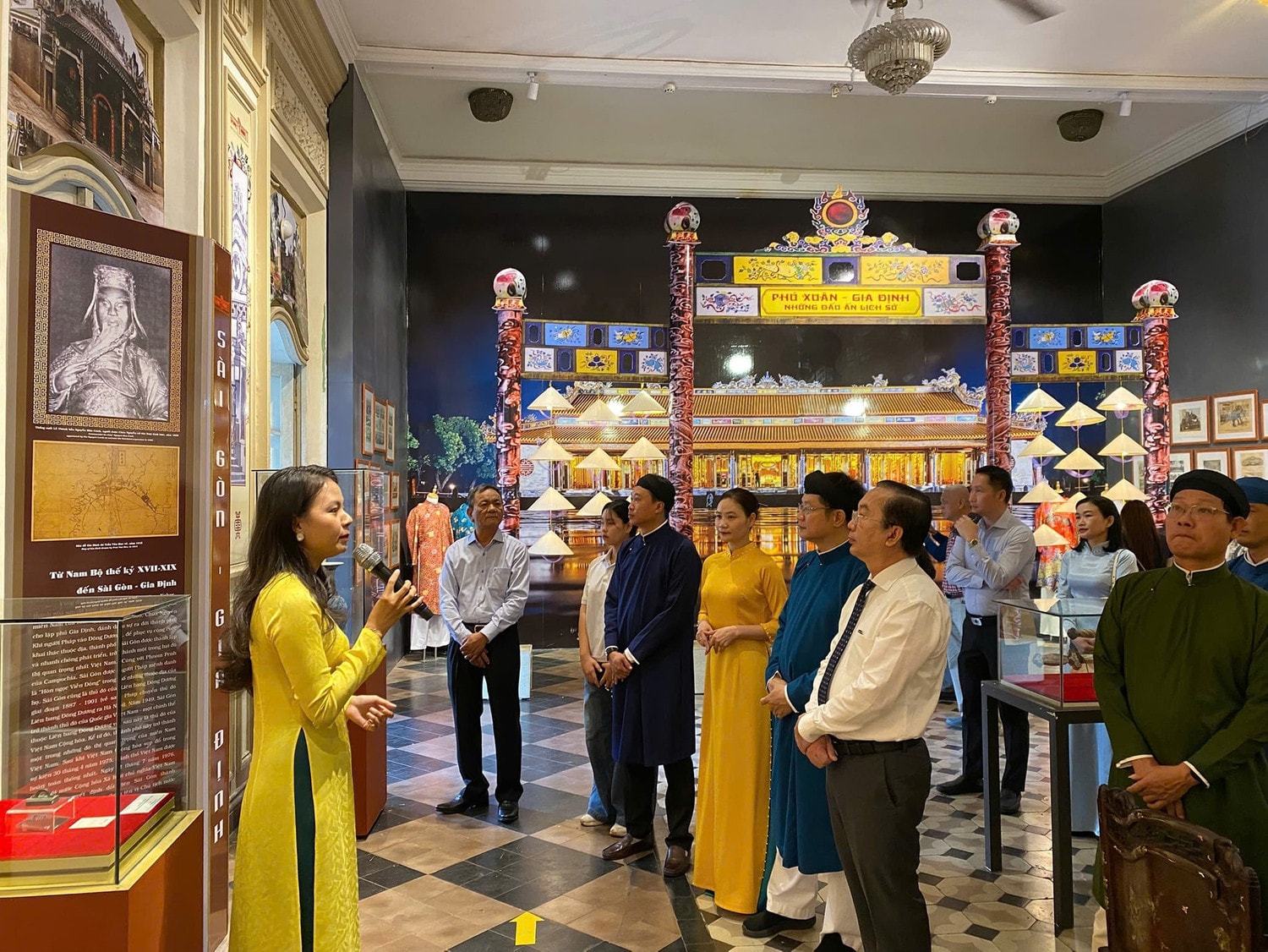Trưng bày diễn ra đến hết ngày 23.2.2025. Ảnh: Văn Thể Huế
