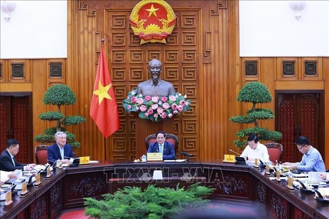Thủ tướng Phạm Minh Chính chủ trì Phiên họp thứ nhất Ban Chỉ đạo tổng kết thực hiện Nghị quyết số 18-NQ/TW về đổi mới, sắp xếp tổ chức bộ máy. Ảnh: Dương Giang/TTXVN