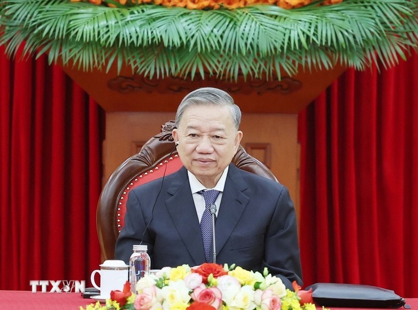 Tổng Bí thư Tô Lâm điện đàm với Tổng Bí thư, Chủ tịch nước Lào Thongloun Sisoulith. Ảnh: Thống Nhất/TTXVN