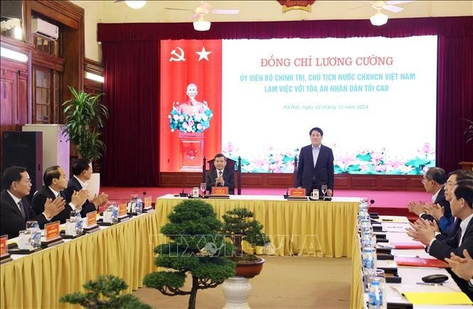 Chủ tịch nước Lương Cường làm việc với Toà án Nhân dân tối cao. Ảnh: Lâm Khánh/TTXVN