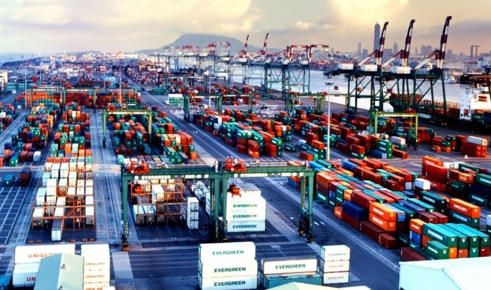 Nhu cầu nhà kho, trung tâm lưu chuyển, trung tâm logistics tại Việt Nam tăng cao. Nguồn: ITN