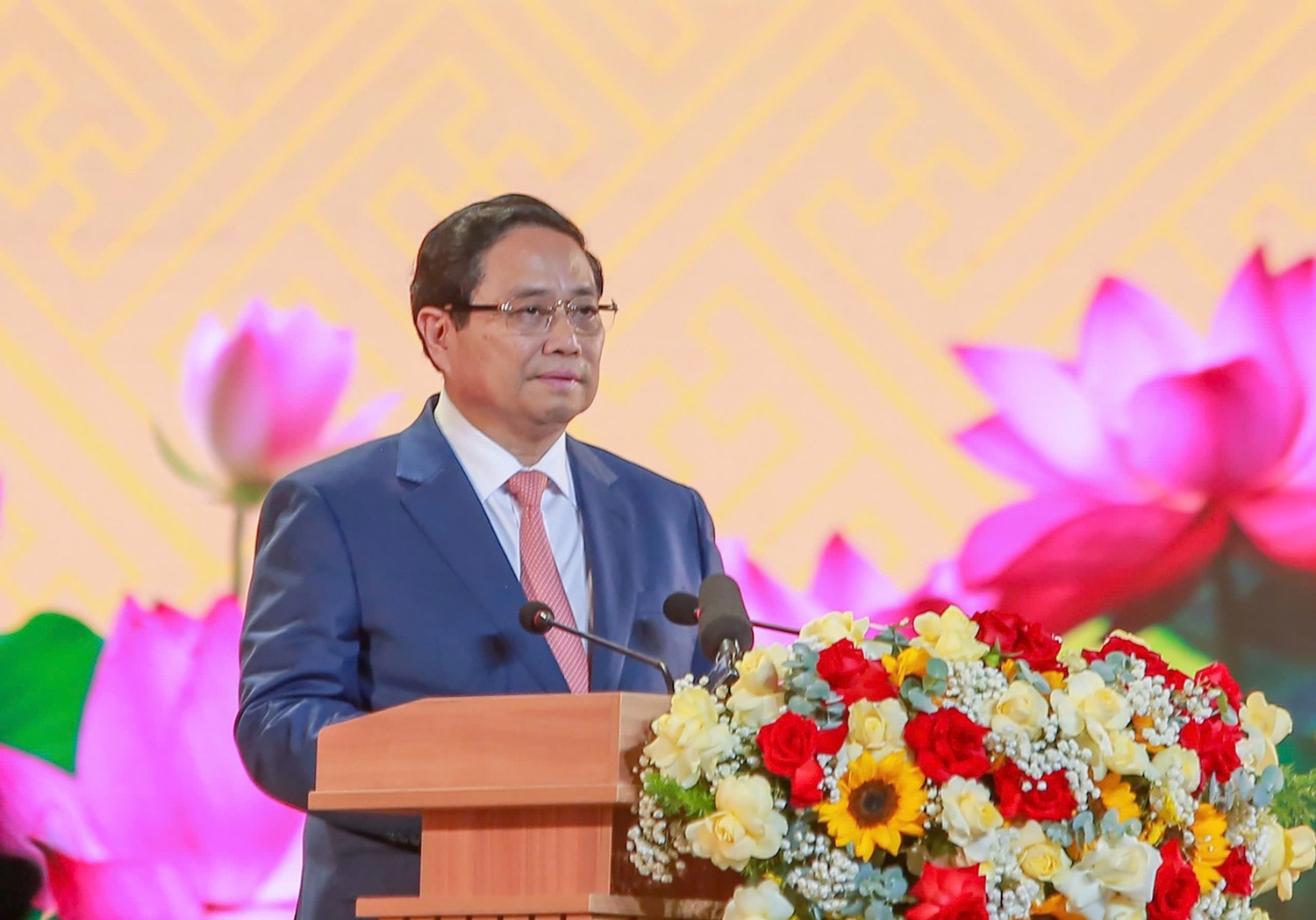 2-thu-tuong-pham-minh-chinh.jpg