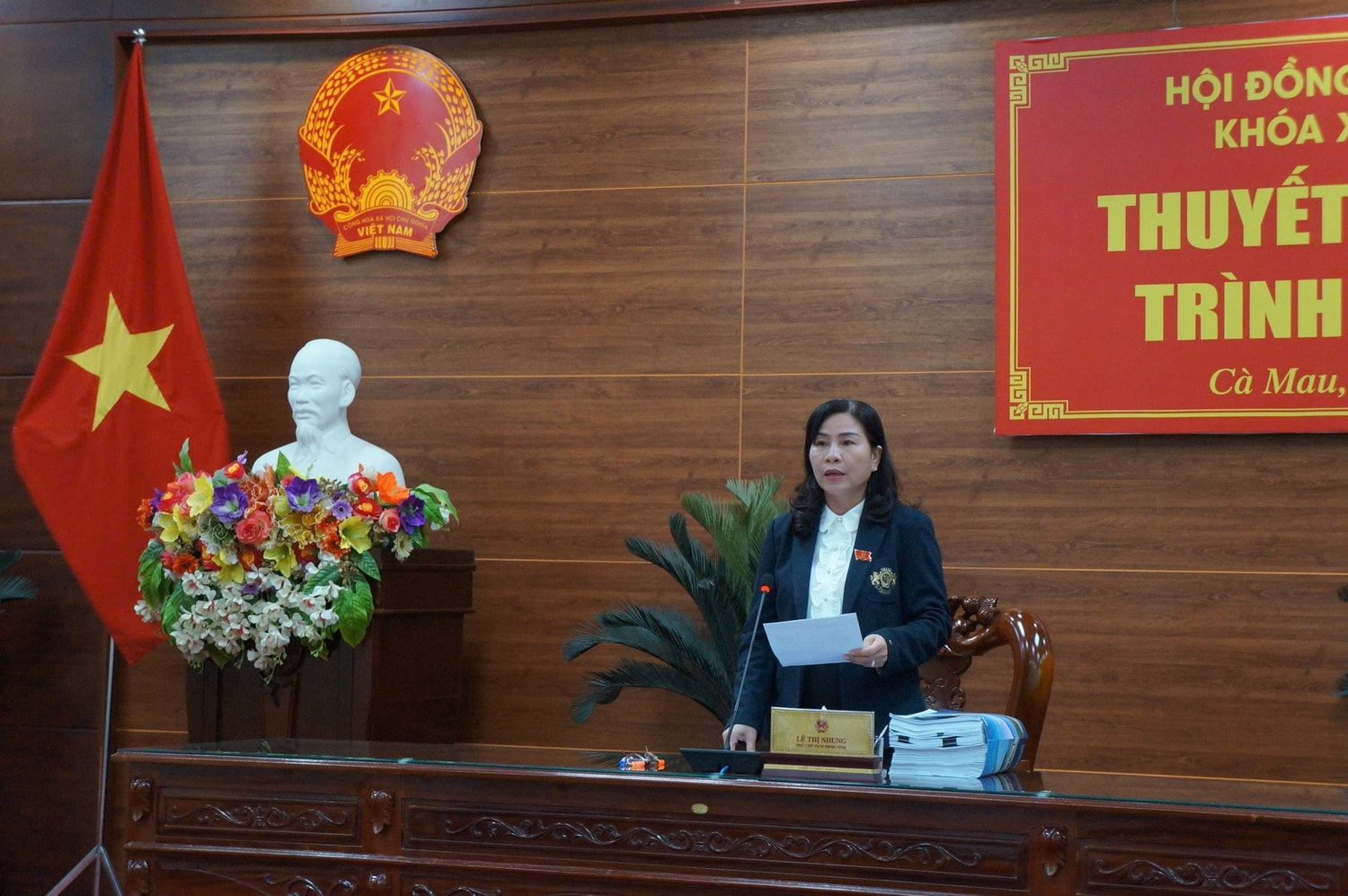 thuyet-trinh.jpg
