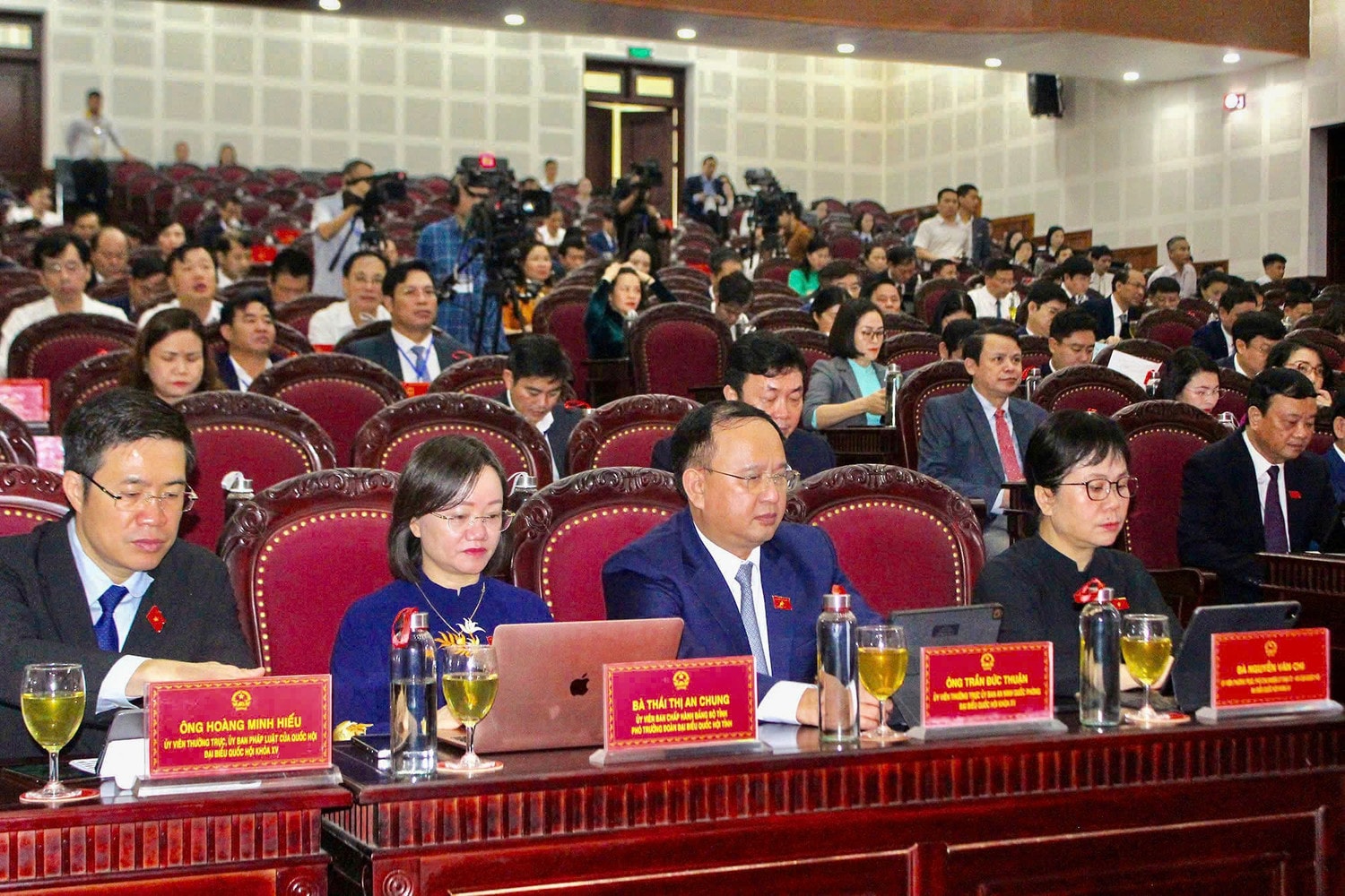 z6099184230521-be5b0e062f675d4c9cd0bed1868d93cf.jpg