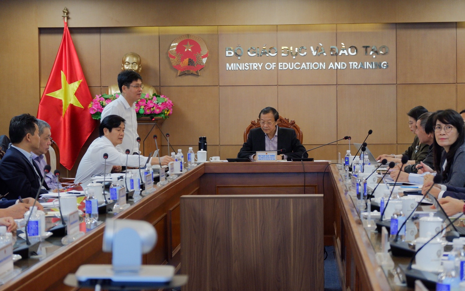 thu-truong0.jpg