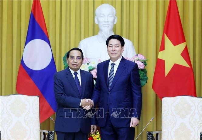 Chủ tịch nước Lương Cường tiếp đồng chí Bounthong Chitmany, Ủy viên Bộ Chính trị, Thường trực Ban Bí thư Đảng Nhân dân Cách mạng Lào, Phó Chủ tịch nước CHDCND Lào. Ảnh: Lâm Khánh/TTXVN