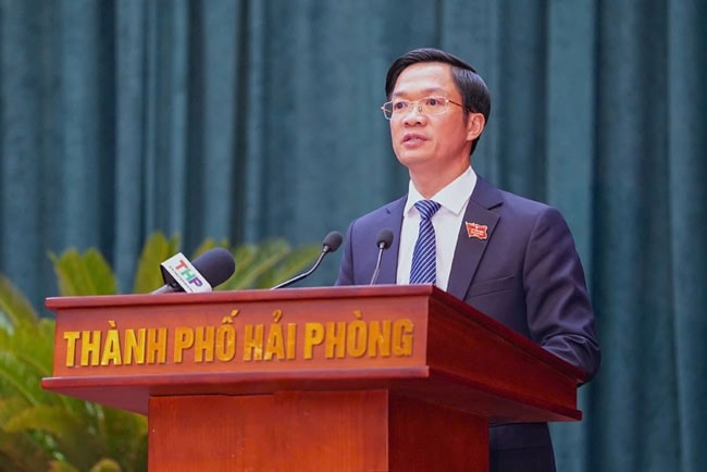 Ủy viên Ban Thường vụ Thành ủy, Chủ tịch HĐND thành phố Phạm Văn Lập phát biểu bế mạc Kỳ họp thứ 21, HĐND thành phố. Ảnh: Đàm Thanh