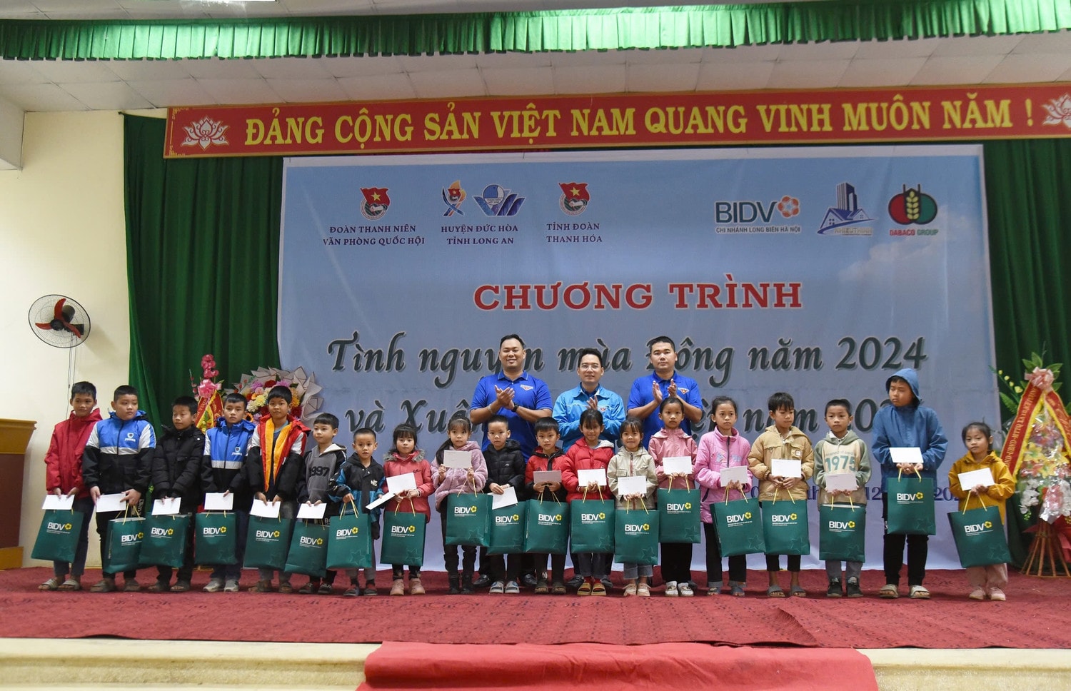 z6109617213701-9cbf1c78dc7f2dced44f506036a492a1.jpg