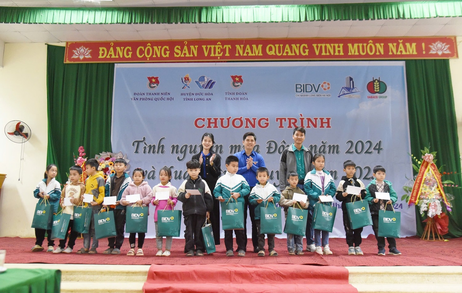 z6109617138311-1cc26b979d0728f742deaf431021cc3f.jpg