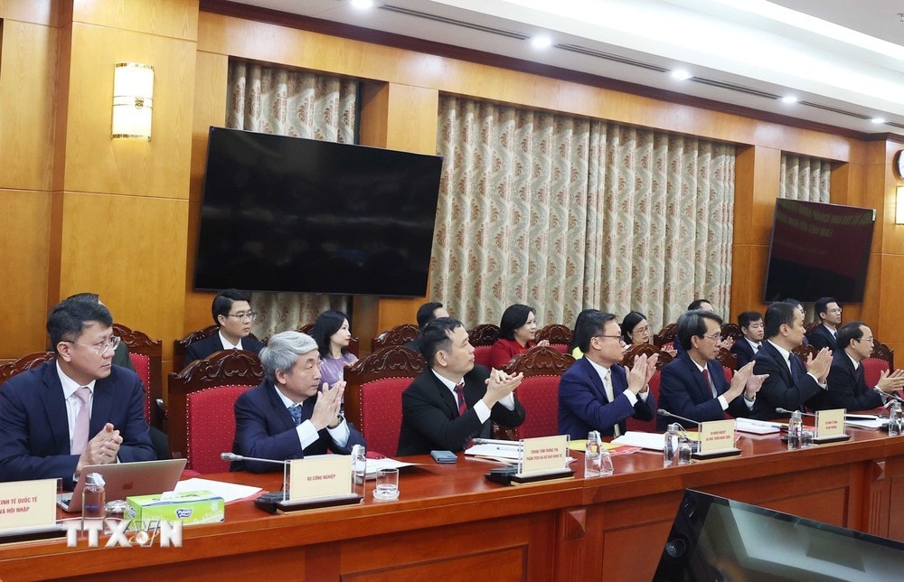 Các đại biểu tham dự buổi làm việc. Ảnh: Thống Nhất/TTXVN