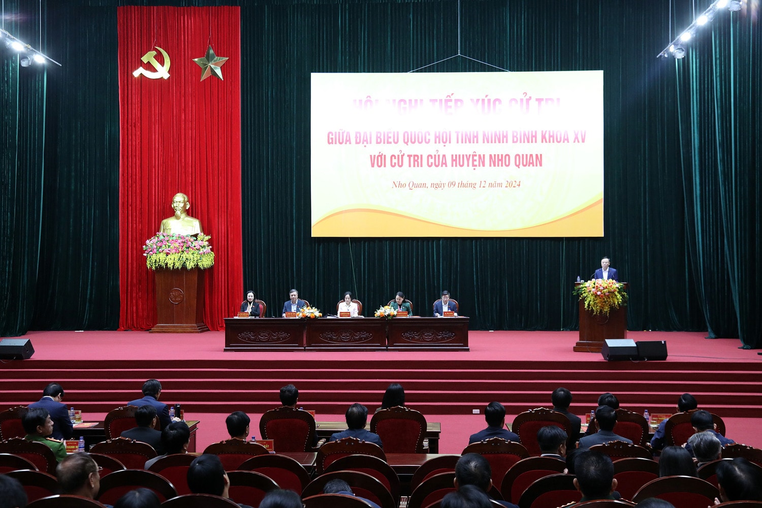 Toàn cảnh cuộc tiếp xúc