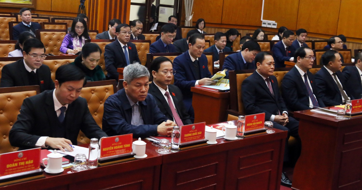 Các đại biểu dự kỳ họp. Ảnh: Thanh Bình