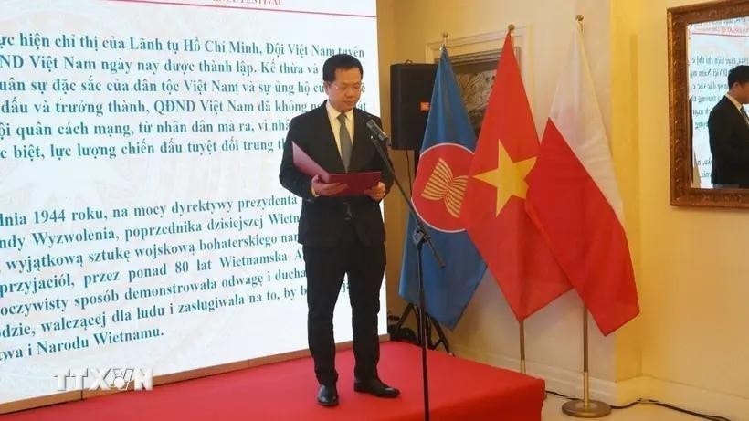 Vietnamese Ambassador to Poland Ha Hoang Hai addresses the event (Photo: VNA) Vietnamese Ambassador to Poland Ha Hoang Hai addresses the event (Photo: VNA)