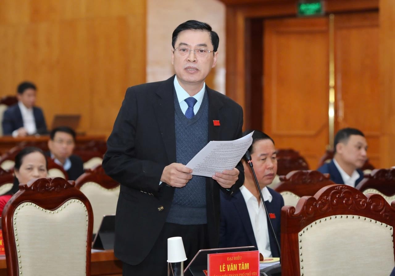 Đại biểu chất vấn tại kỳ họp