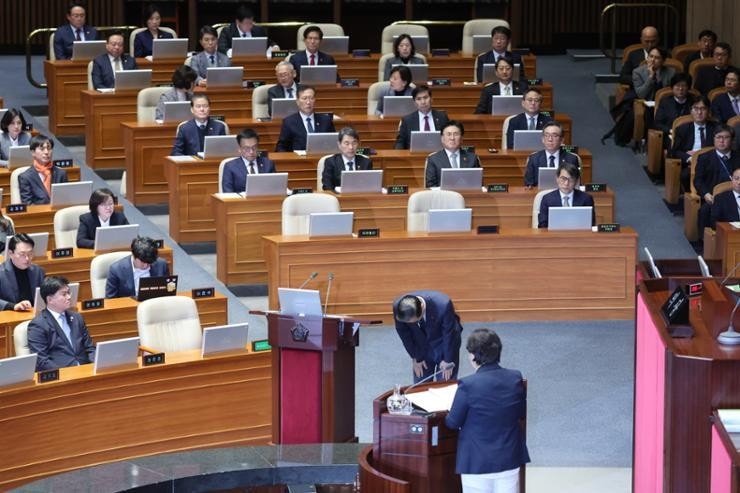 9eac91e9-cd83-443d-a6ae-274b2f27fcab.jpg