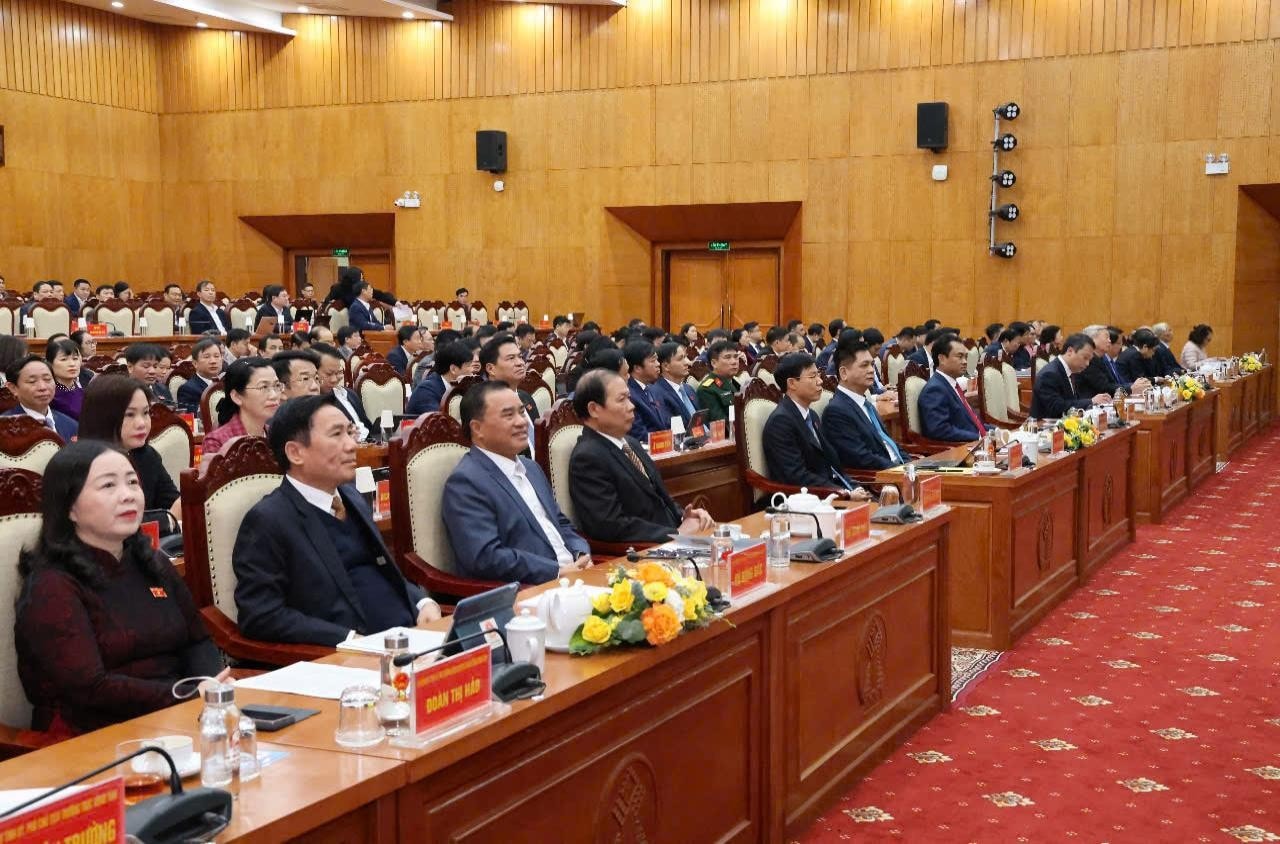 Các đại biểu tham dự kỳ họp. Ảnh: Bảo Quyên