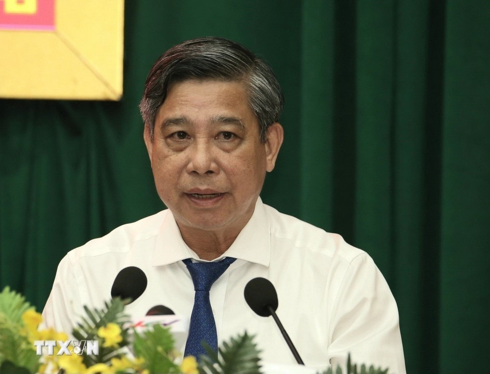 Ông Đồng Văn Thanh, Bí thư Tỉnh ủy, Chủ tịch Ủy ban Nhân dân tỉnh Hậu Giang phát biểu tại Hội nghị. Ảnh: Duy Khương/TTXVN