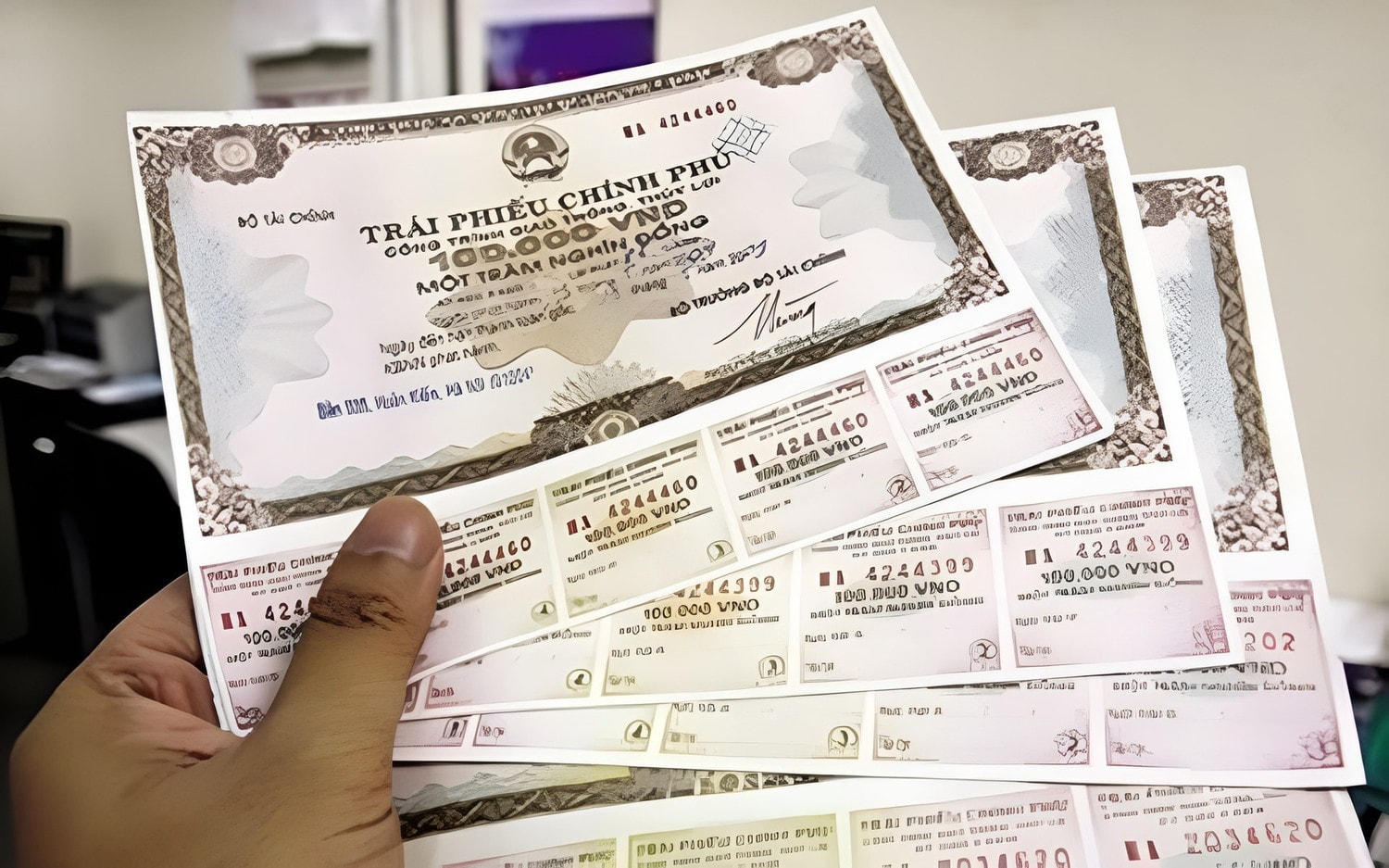 so-giao-dich-chung-khoan-ha-noi.jpg