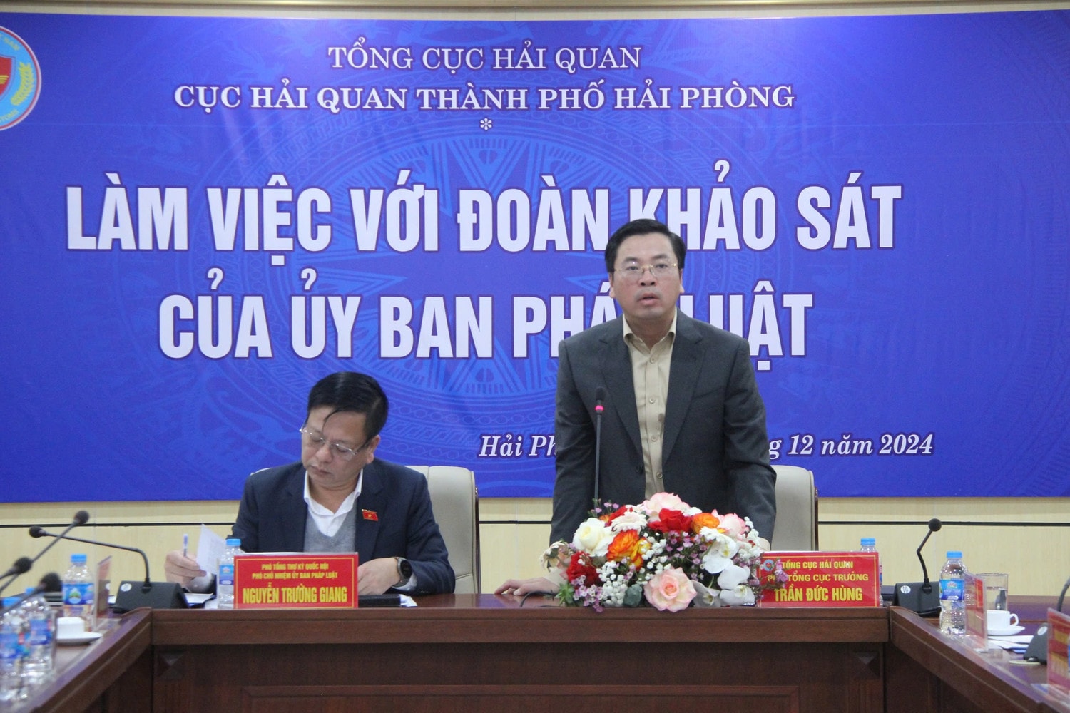Phó Tổng Cục trưởng Tổng Cục Hải quan Trần Đức Hùng phát biểu