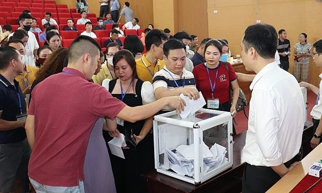 dat-vung-ven-ha-noi-trung-dau-gia-hon-74-trieu-dong-moi-m2-662f57cb236b7.jpg