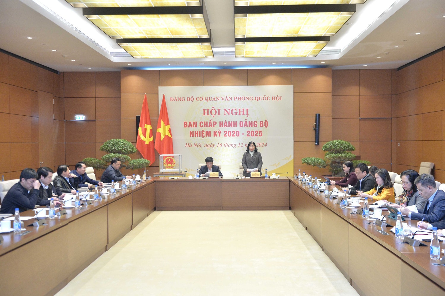 toan-canh.jpg