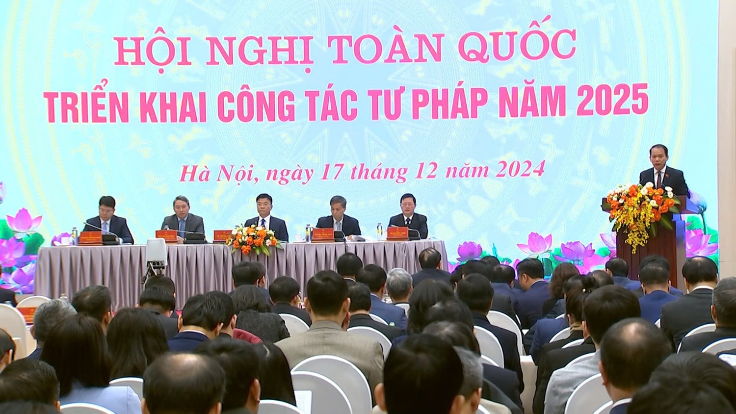 Quang cảnh hội nghị. Ảnh: Cao Hoàng