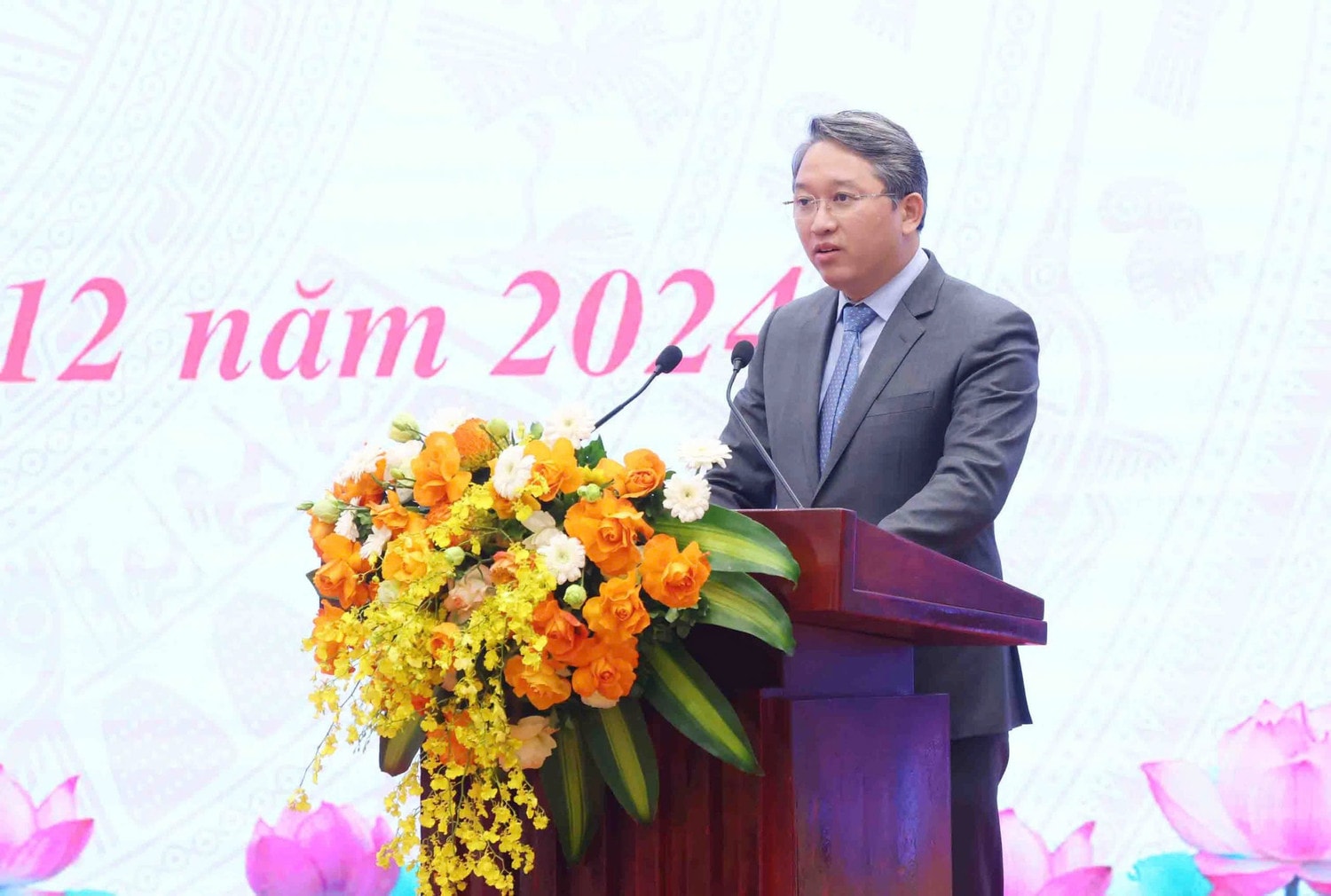 Bộ trưởng Bộ Tư pháp Nguyễn Hải Ninh phát biểu. Ảnh: Phạm Kiên