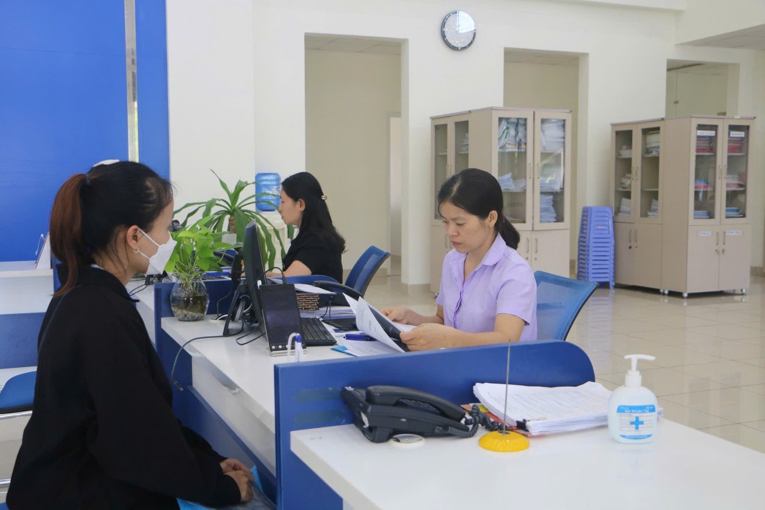 Thời gian qua, ngành y tế Quảng Ngãi đã tăng cường ứng dụng số vào công tác khám, chữa bệnh