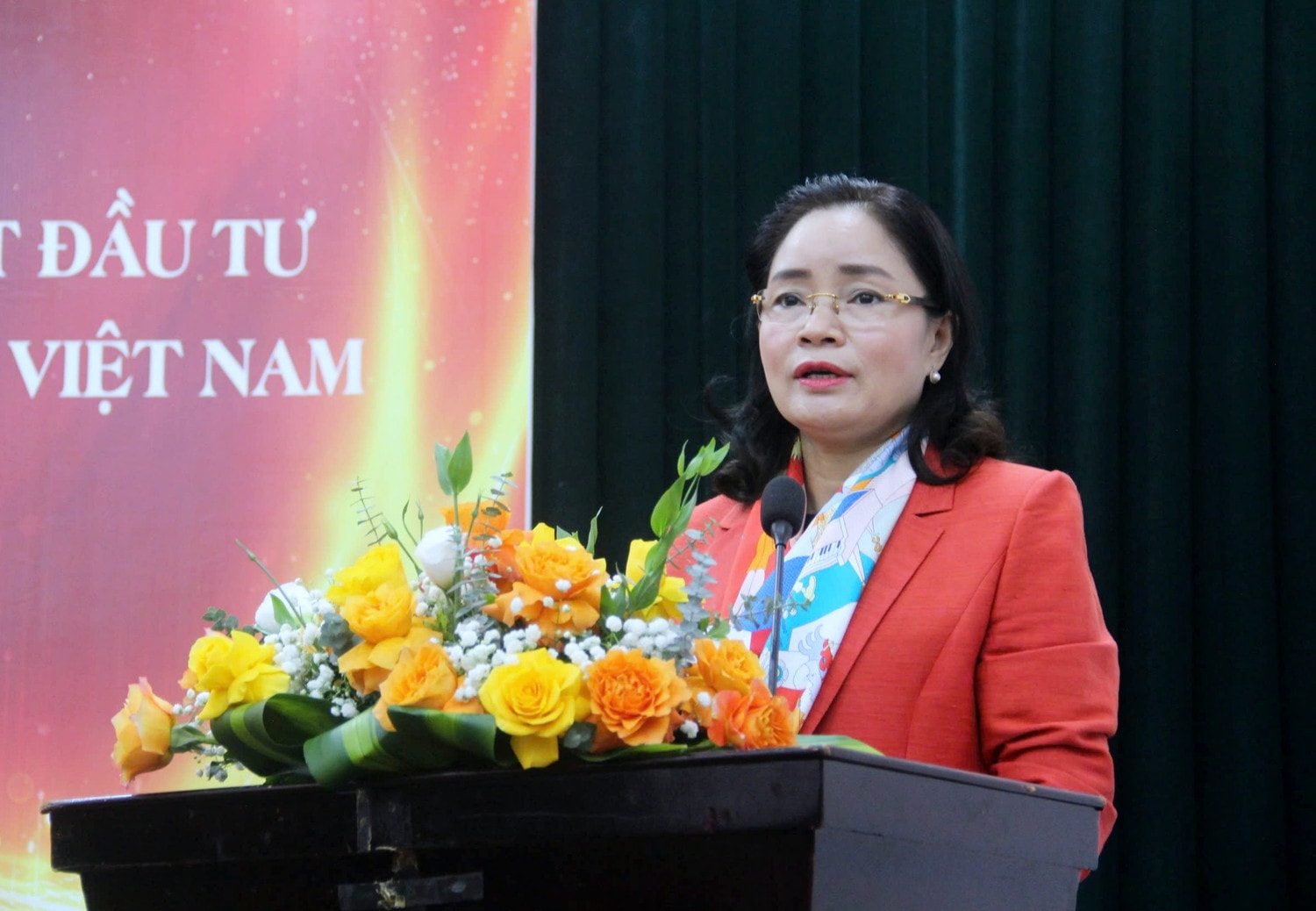 thu-truong.jpg