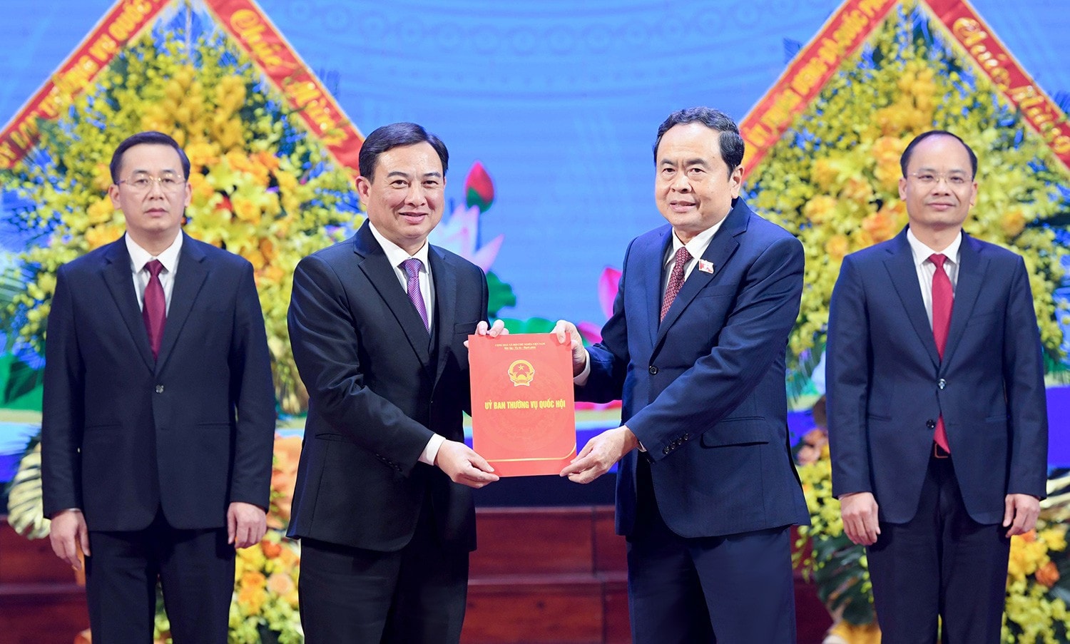 trao-nq-bacgiang.jpg