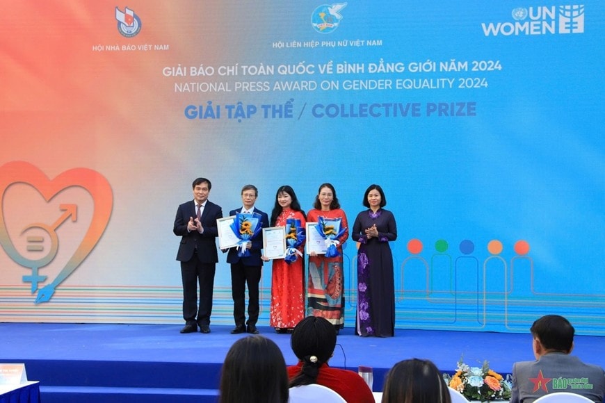 giai-bao-chi-ve-binh-dang-gioi-3-qdnd-vn-1.jpg